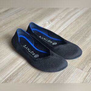 Rothy's Women's Black and Blue Flats